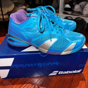 Babolat Women's Blue and Purple Sneakers